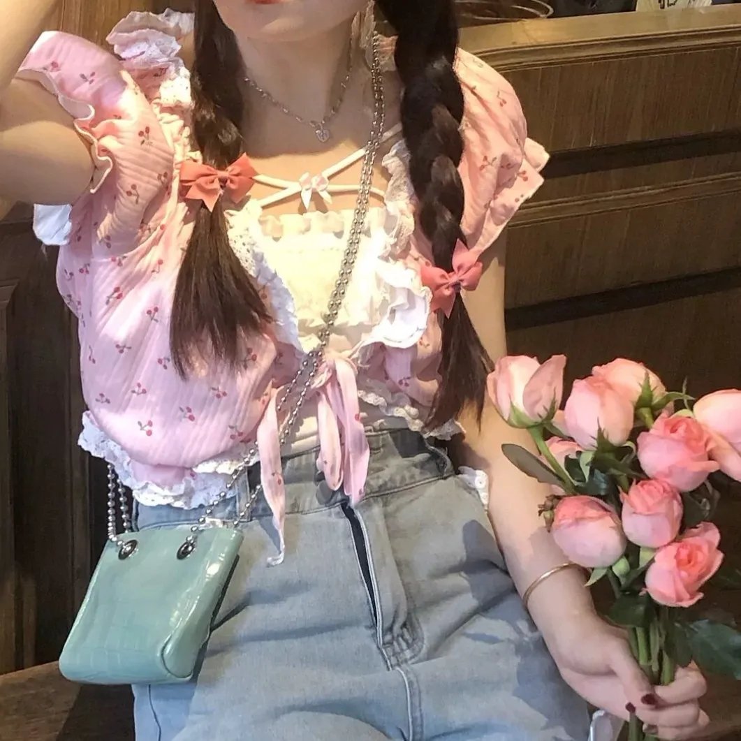 背背篓的网球少年 海报