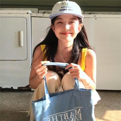 母亲的女友 海报